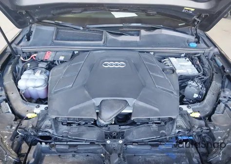 2021 Audi Q7 Prestige 55 Tfsi Quattro Tiptronic z USA, uszkodzony, nr VIN WA1VXAF72MD011778